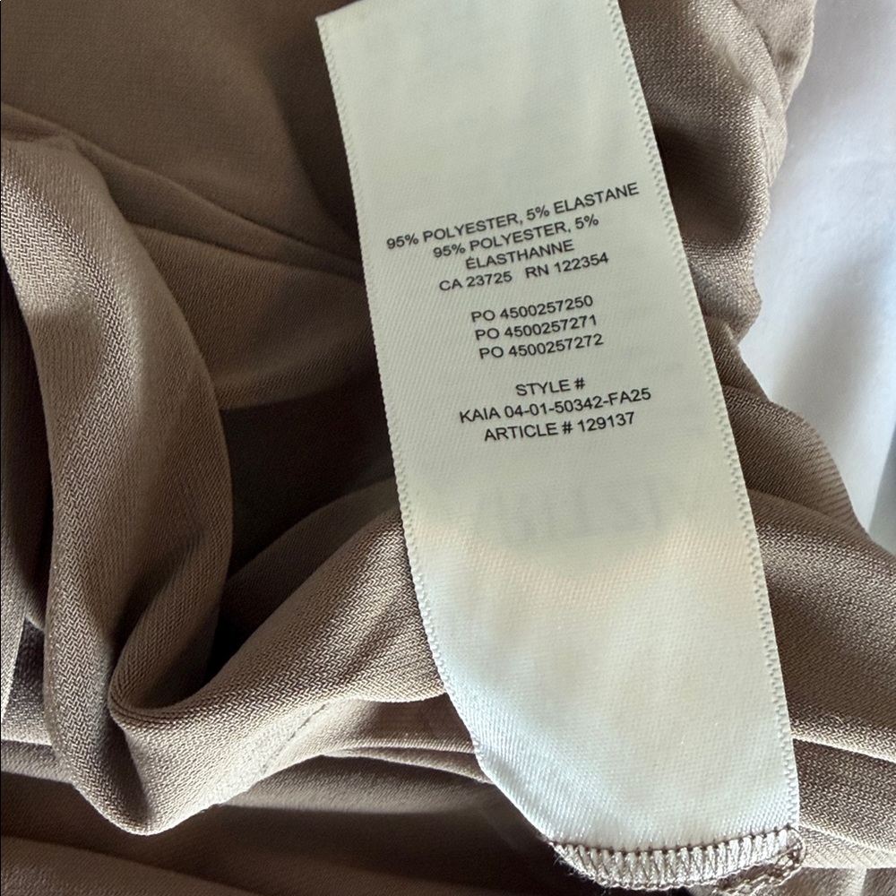 NWT ARITZIA long sleeve top - Picture 4 of 4